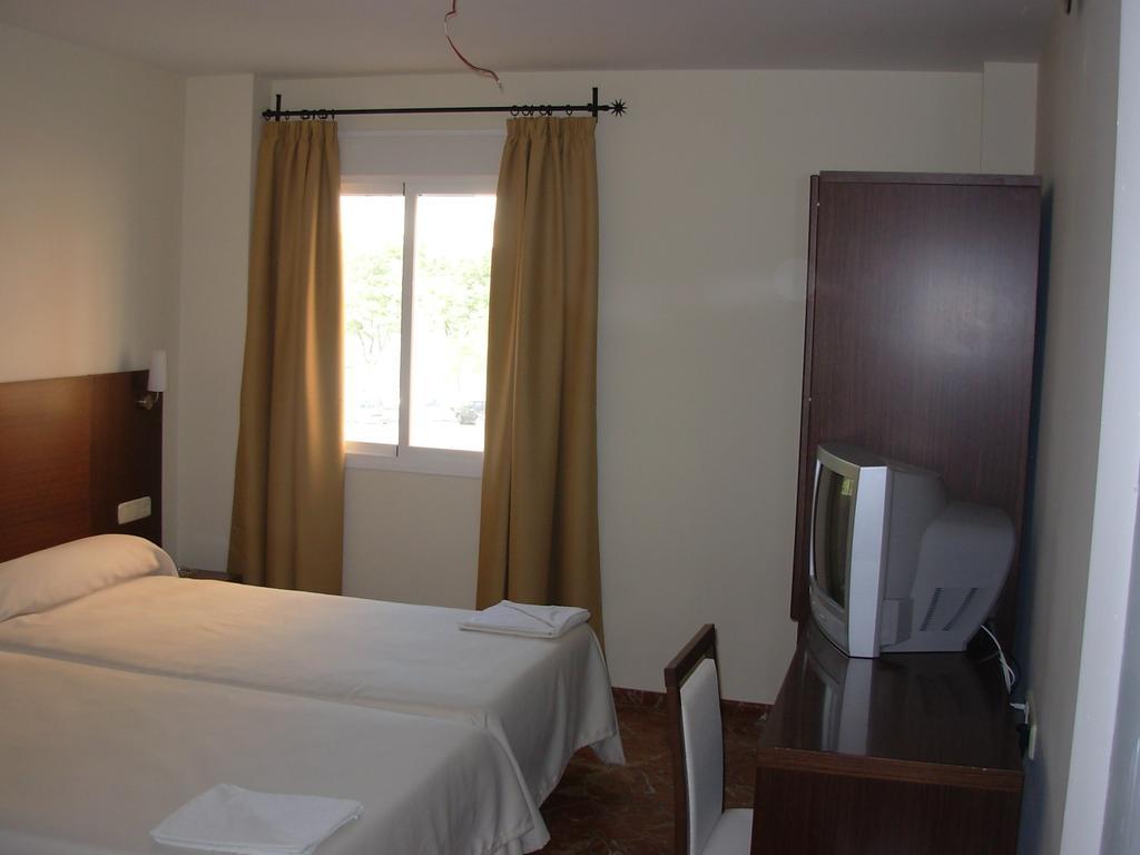 Hotel Marina Huelva Kültér fotó
